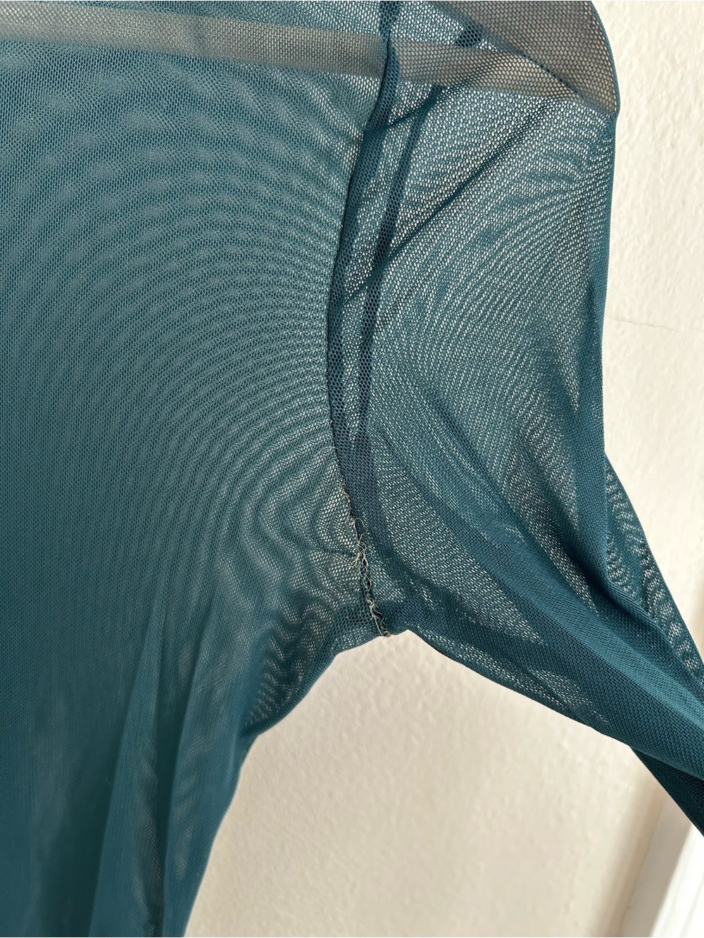 Urban Outfitters Out From Under Green Sheer Mesh Long Sleeve Lettuce Hem Top S - Picture 7 of 9